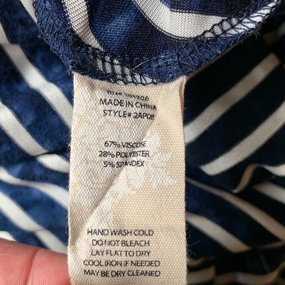 Soft Surroundings blue stripe tunic top with 3/4 sleeves Size Medium - Picture 11 of 13